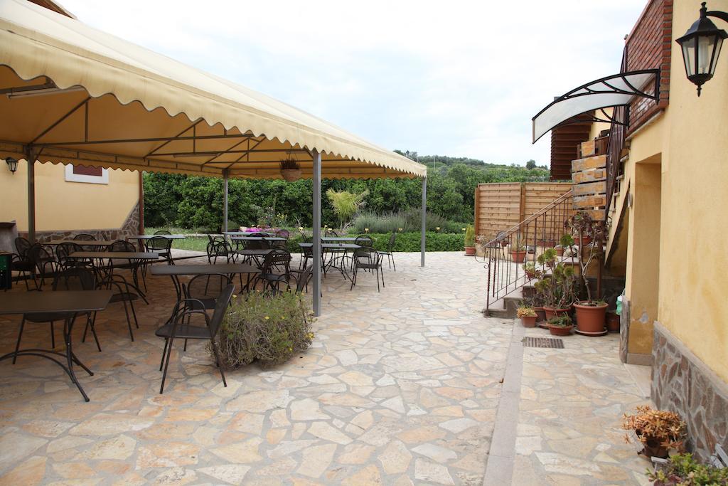 Willa Il Giardino Del Sole Agnone Bagni Zewnętrze zdjęcie