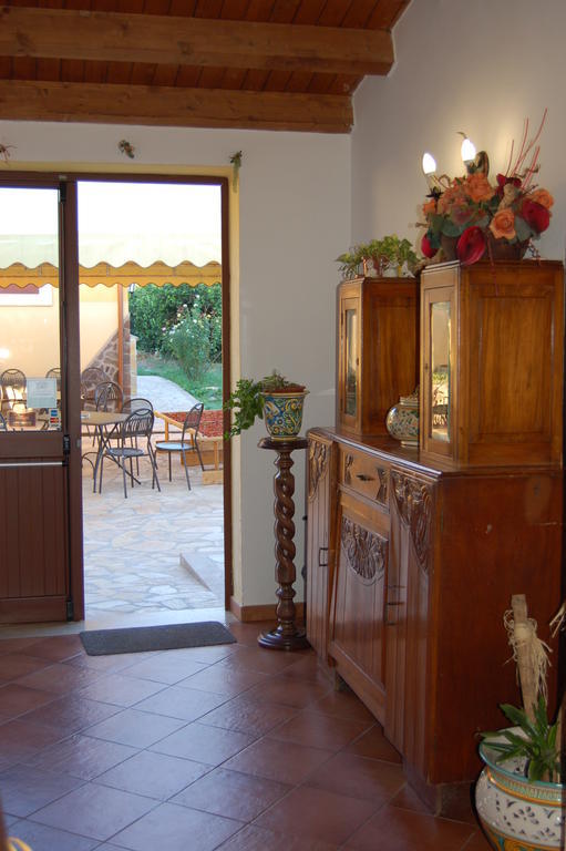 Willa Il Giardino Del Sole Agnone Bagni Zewnętrze zdjęcie