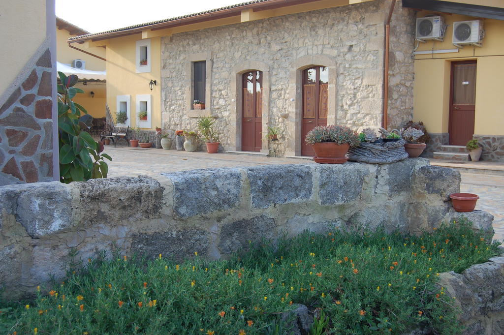 Willa Il Giardino Del Sole Agnone Bagni Zewnętrze zdjęcie