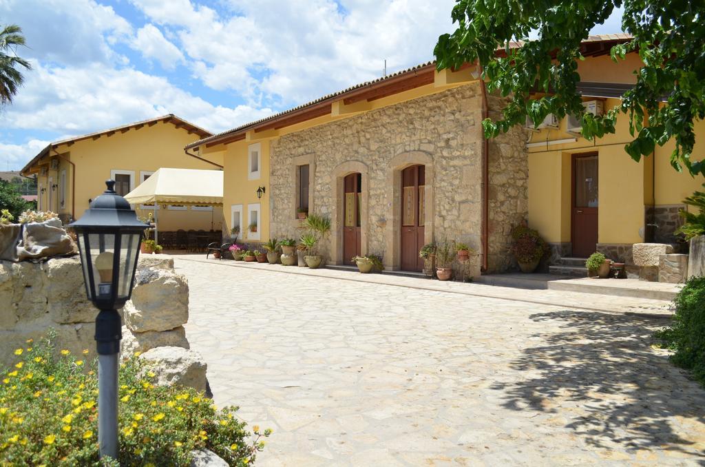 Willa Il Giardino Del Sole Agnone Bagni Zewnętrze zdjęcie