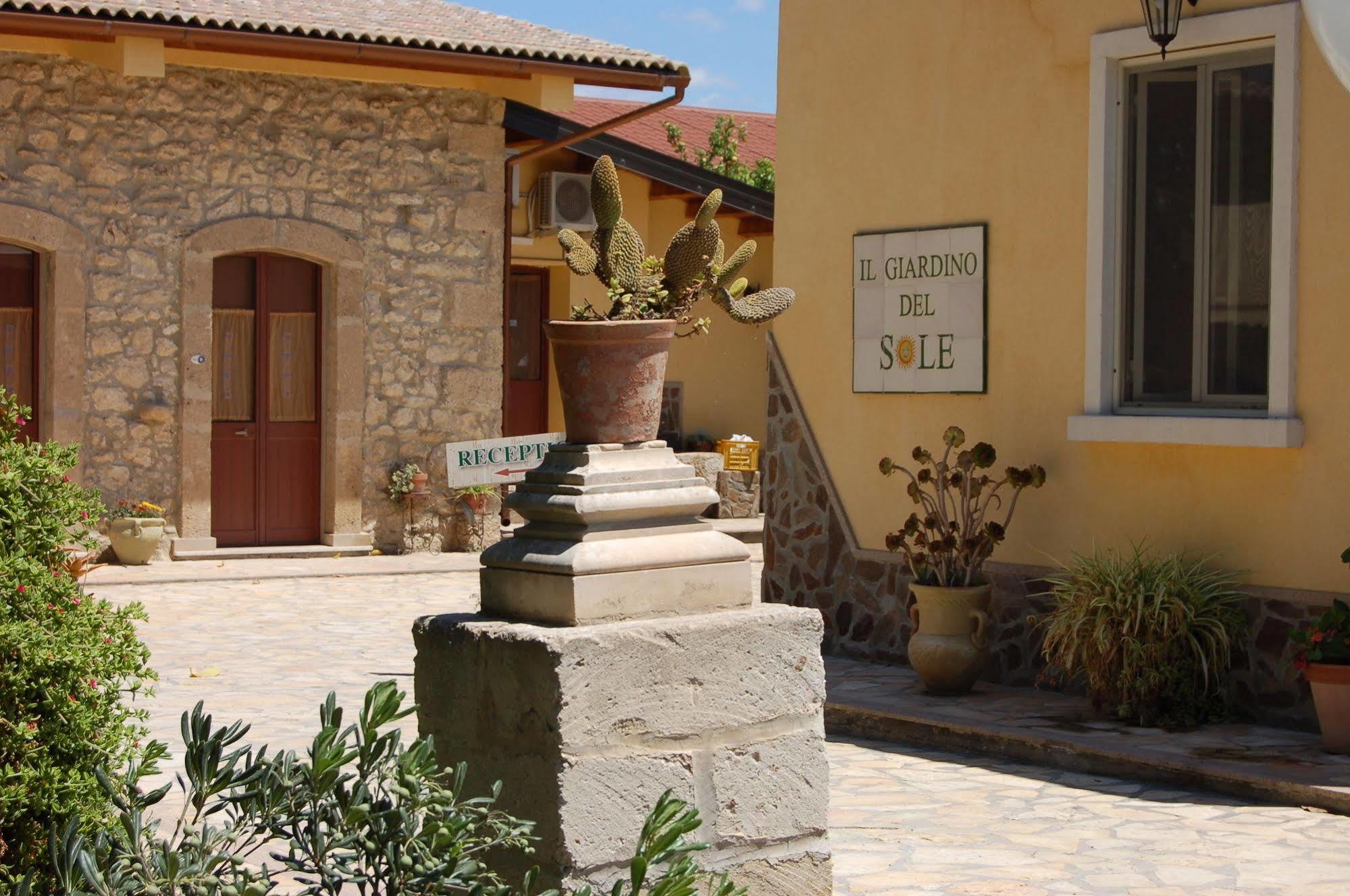 Willa Il Giardino Del Sole Agnone Bagni Zewnętrze zdjęcie