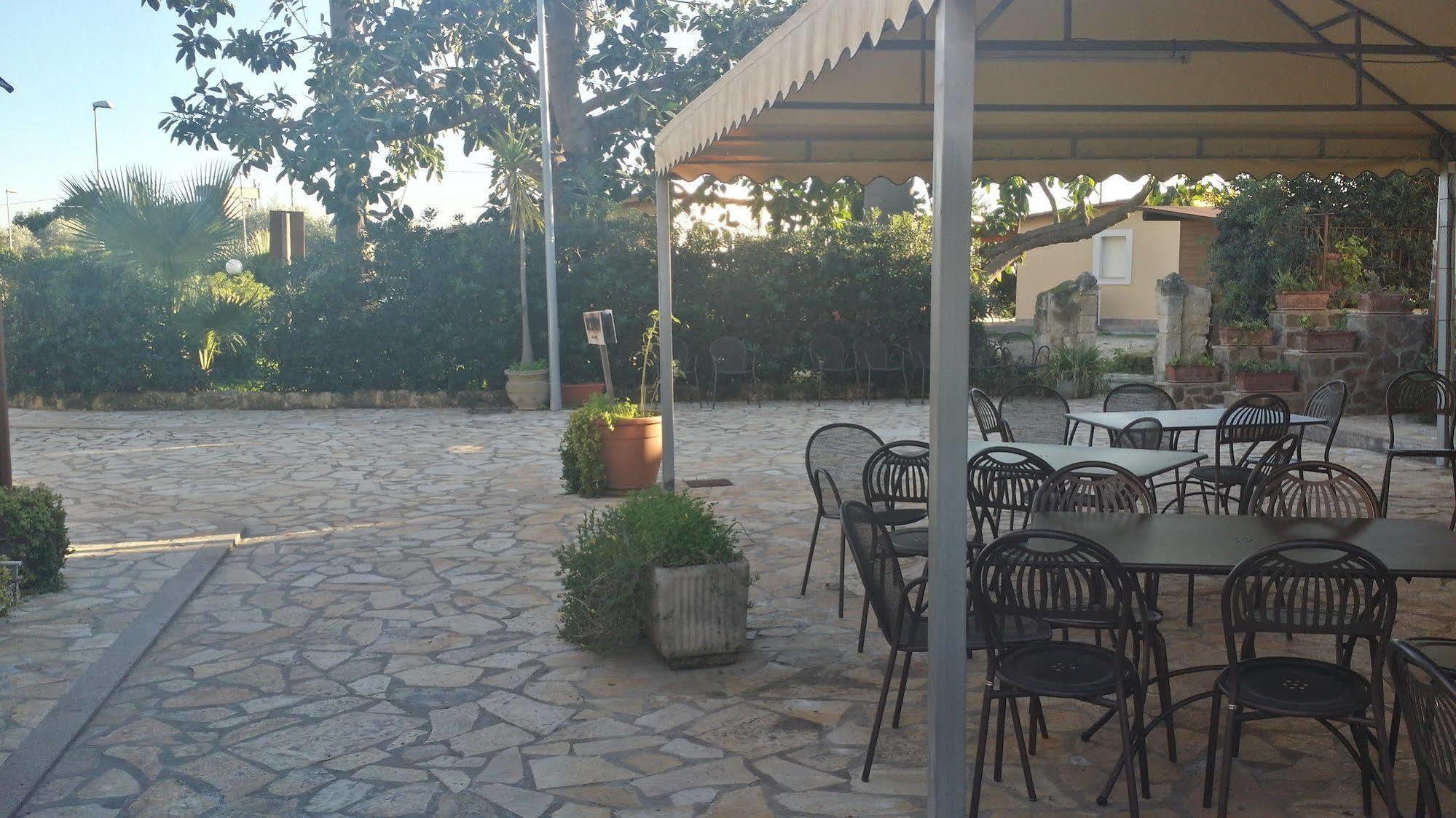 Willa Il Giardino Del Sole Agnone Bagni Zewnętrze zdjęcie