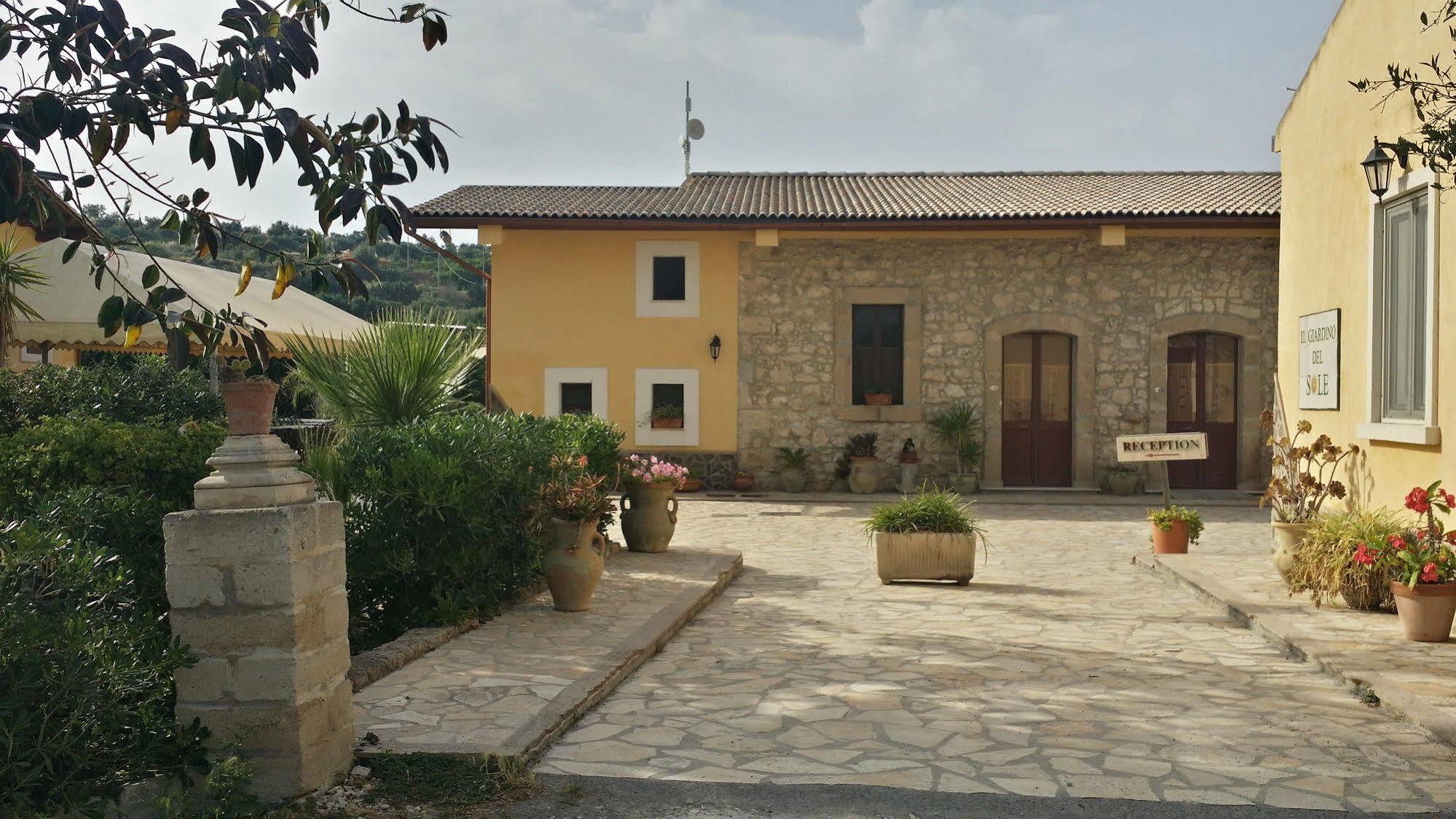 Willa Il Giardino Del Sole Agnone Bagni Zewnętrze zdjęcie